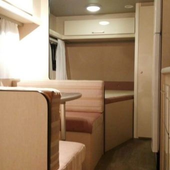 cama fija 484 caravana premium