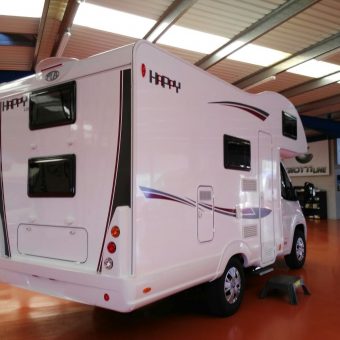 Autocaravana PLA Happy 430 6 plazas exterior 4