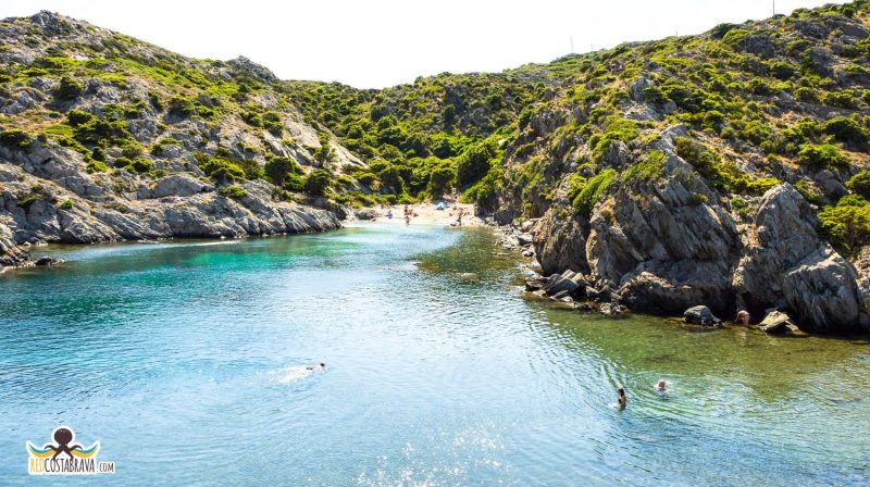 cala jugadora cadaqués