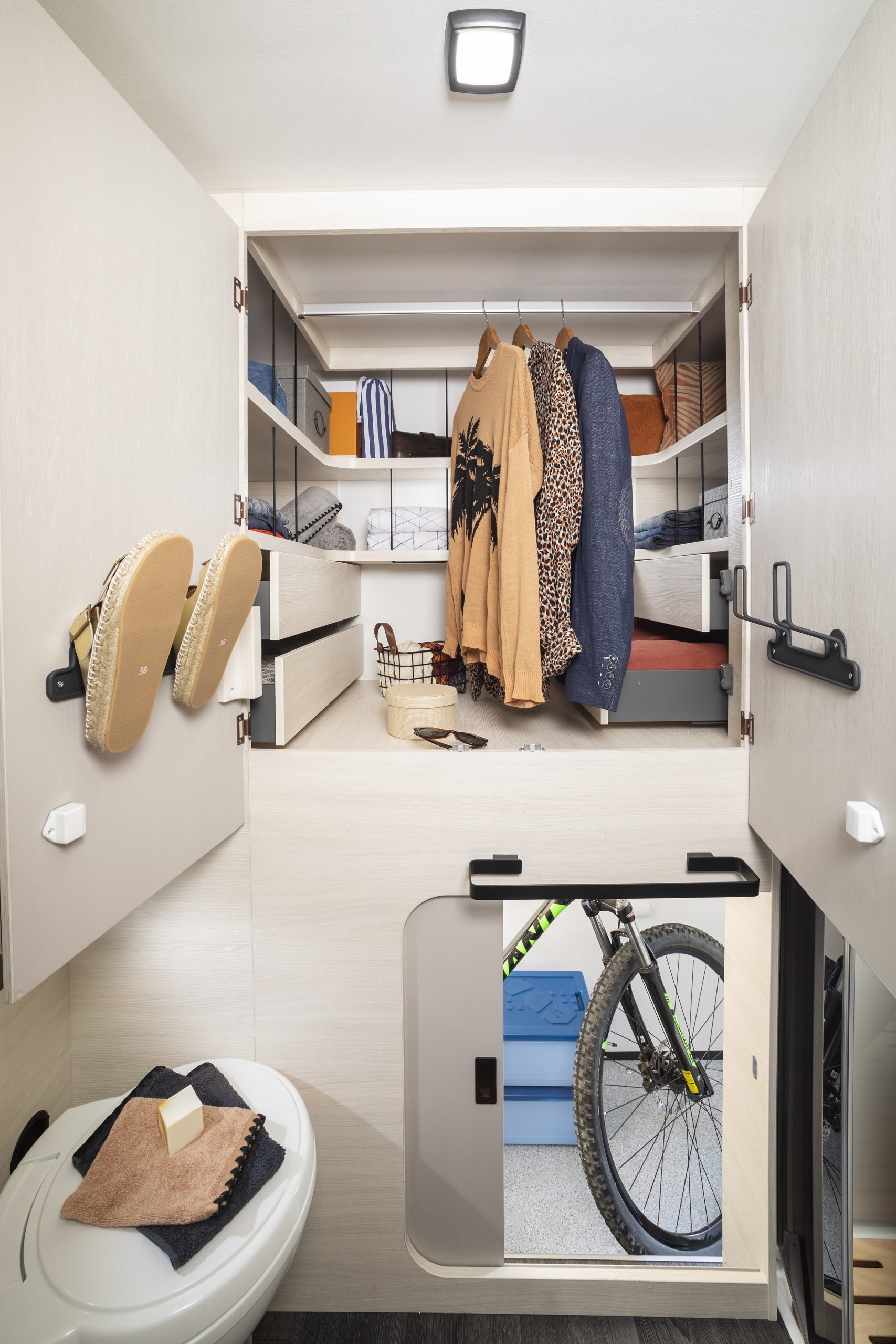 camping-car_profile_260-640_dressing_ok_2023