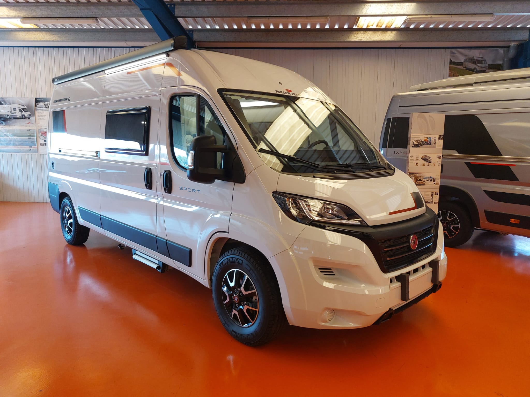 ROLLER TEAM FIAT DUCATO LIVINGSTONE SPORT VAN 2 140 CV PRESTIGE