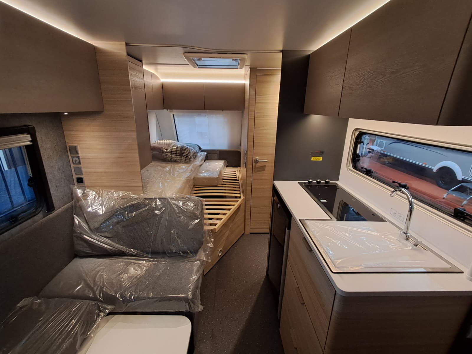 ADRIA ALTEA 472 PK STOCK L'ALBA 7