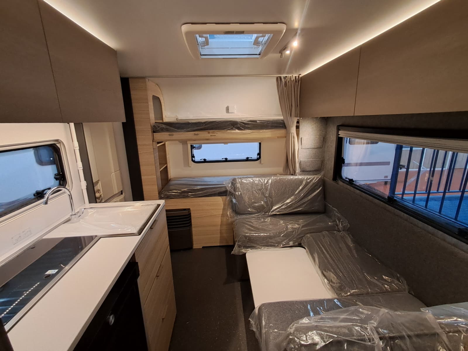 ADRIA ALTEA 472 PK STOCK L'ALBA 8