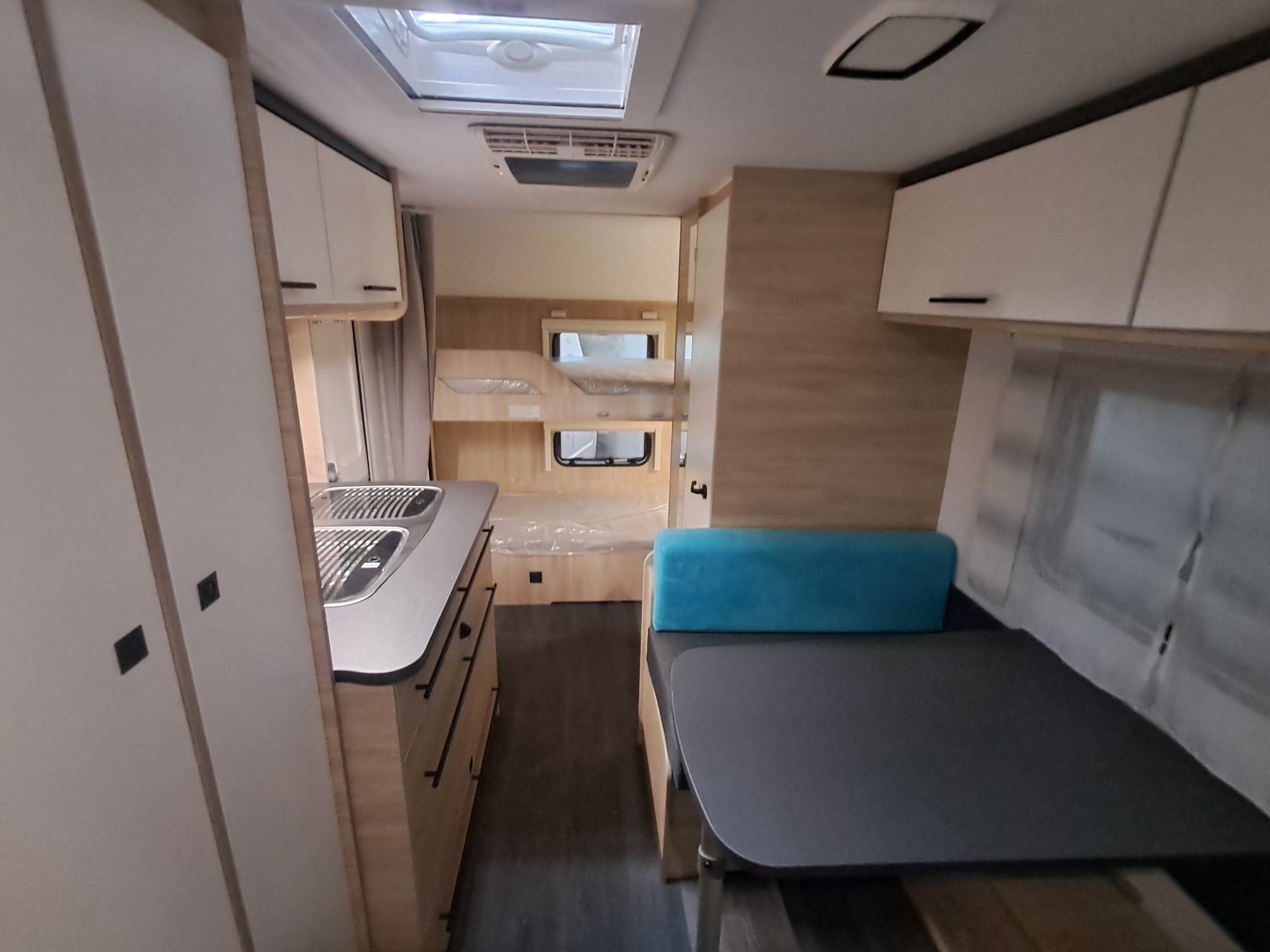 CARAVELAIR ALBA 486 FAMILY L ALBA CARAVANING 5