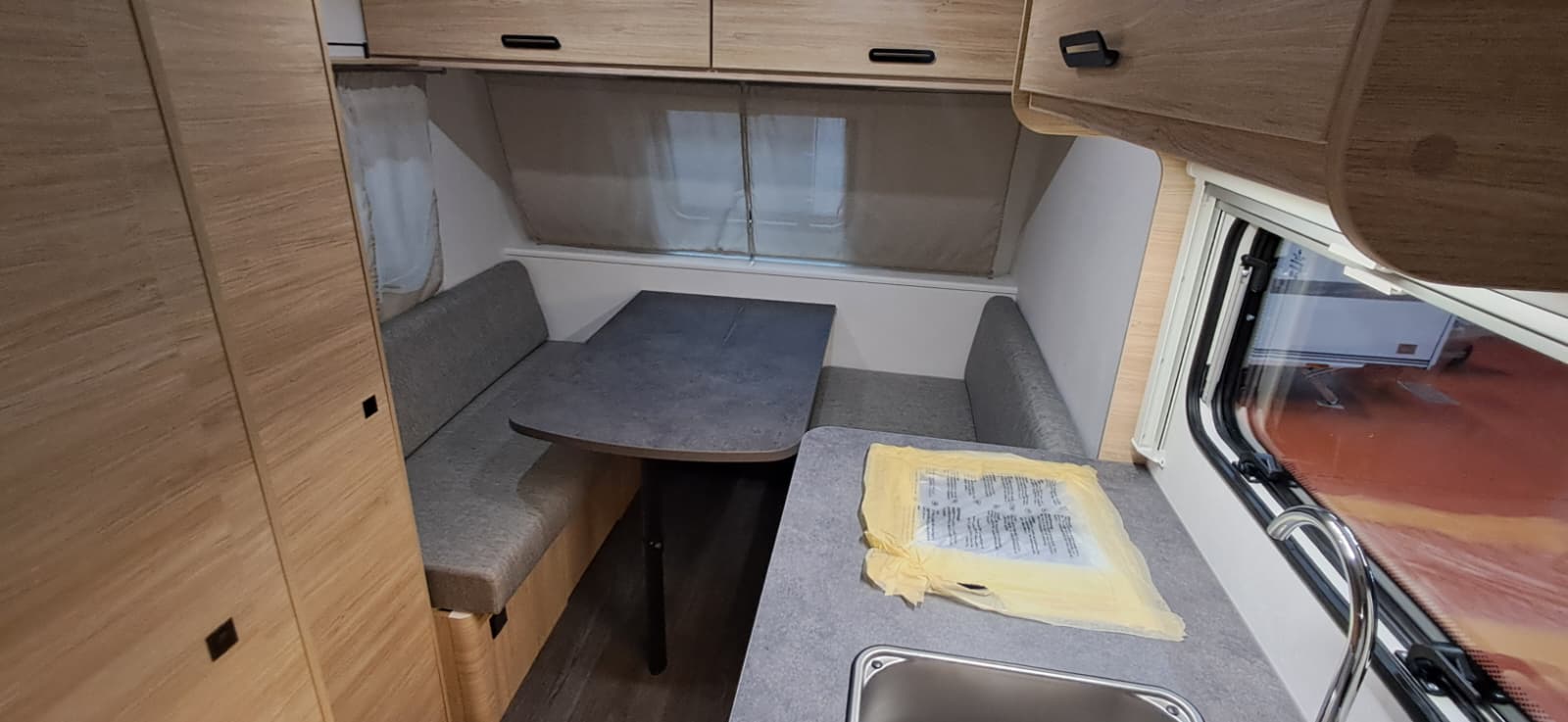 CARAVELAIR ALBA 366 750 KG 2027 19