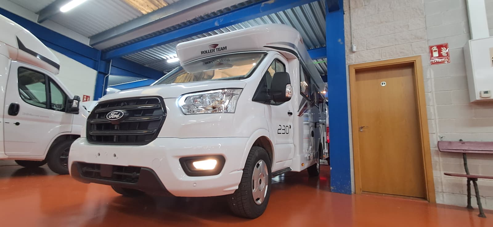 ROLLER TEAM FORD KRONOS FIT 230 TL OPEN AIR 165 CV MANUAL 2026 LALBACARAVANING 3