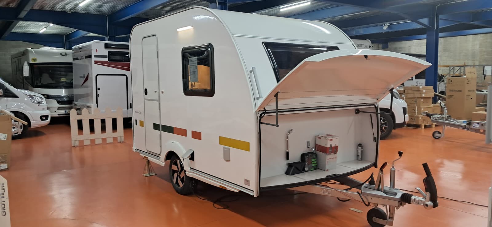 ADRIA AVIVA 300 LH 01 750 750KG 2026 LALBACARAVANING 5