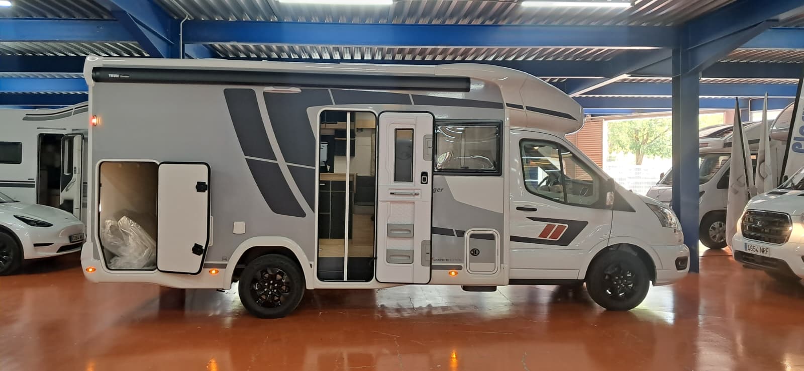 CHALLENGER FORD 260 GRAPHITE EDITION 165 CV AUTOMATIC 2026 LALBACARAVANING 5